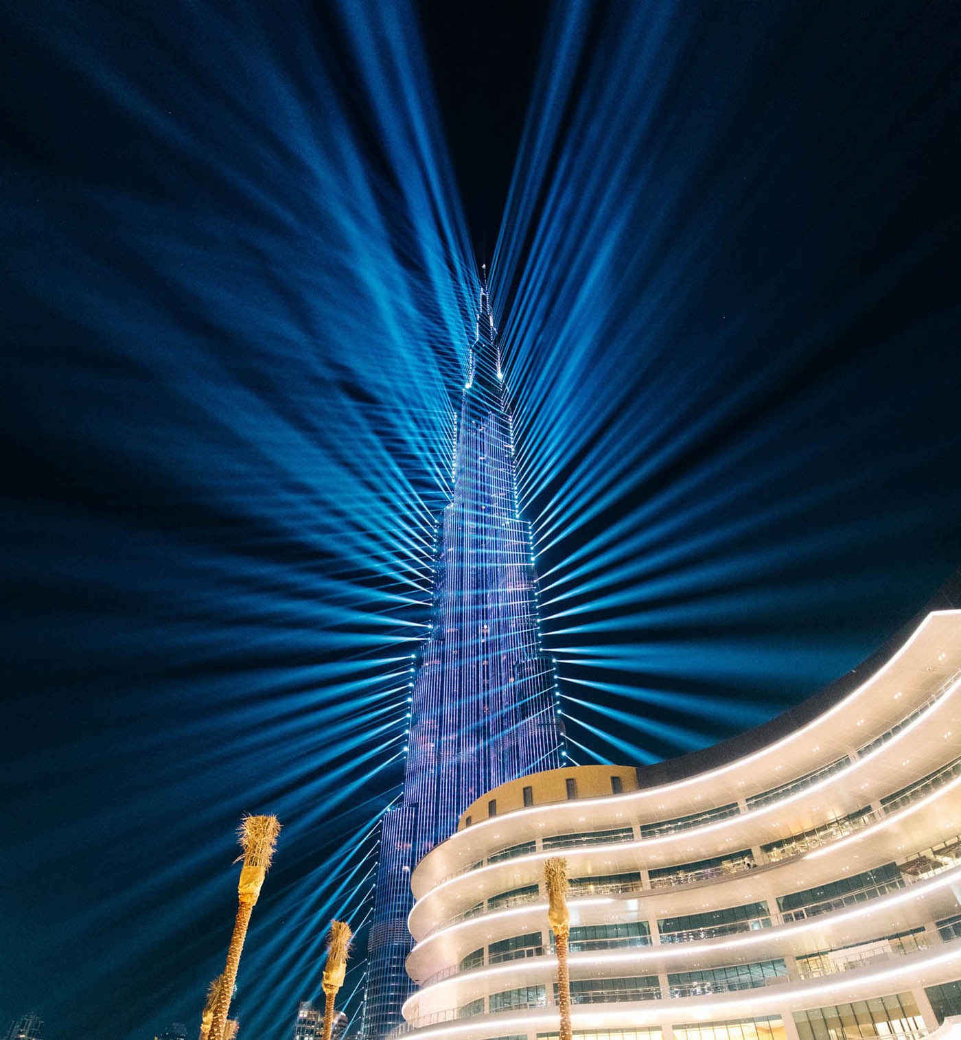 Лазерное шоу в самой высокой башне в мире. Бурдж-Халиф, Дубай.